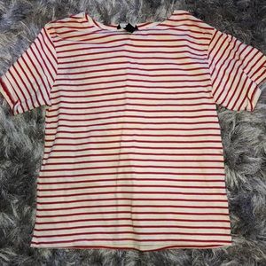 H&M Comfy cute all seasons red and white shirt
